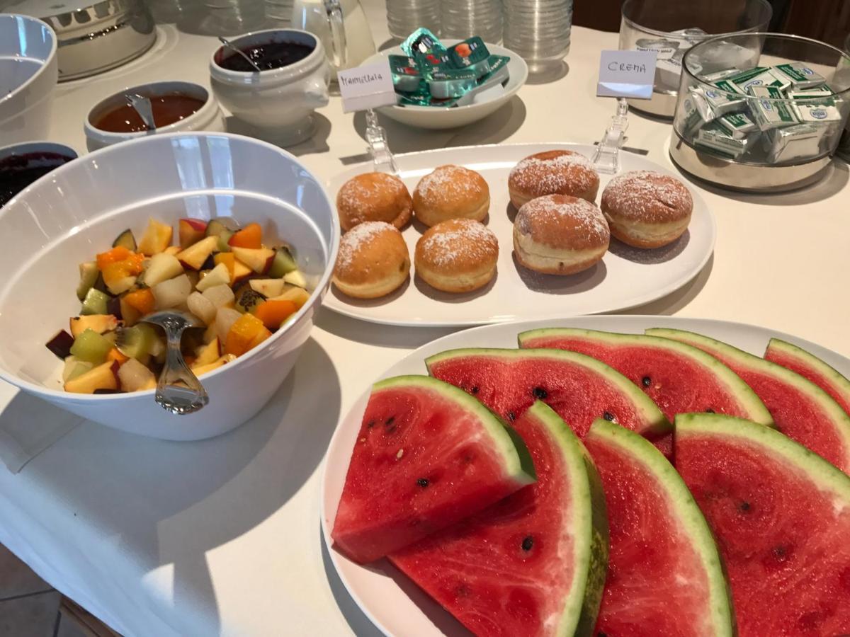 Garni La Dorada Aparthotel Colfosco Bagian luar foto