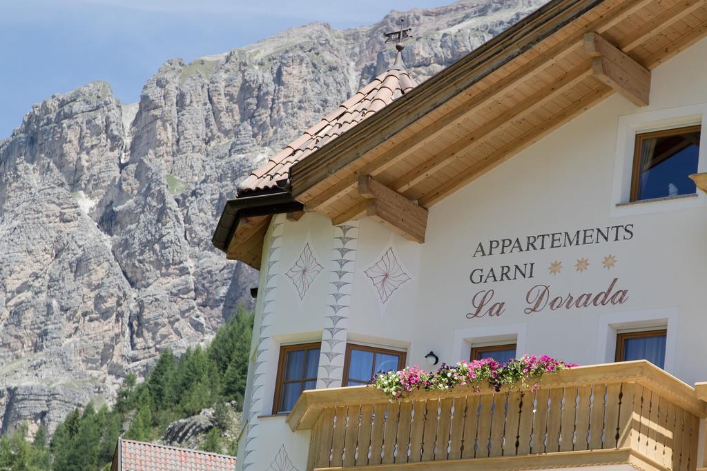 Garni La Dorada Aparthotel Colfosco Bagian luar foto
